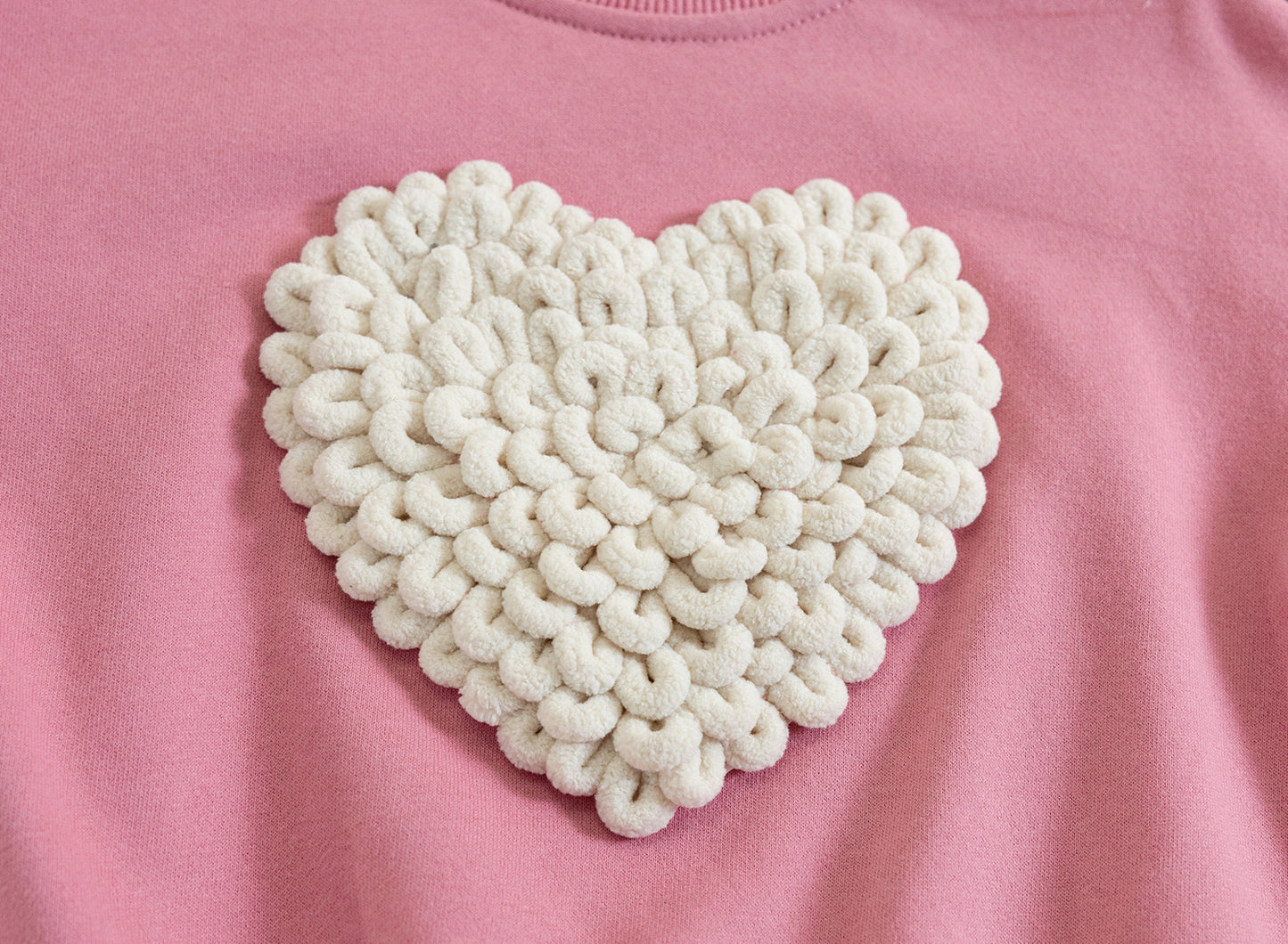 “LOVE” Loose-Fit Fashion Pullover – Long-Sleeved Cotton Top