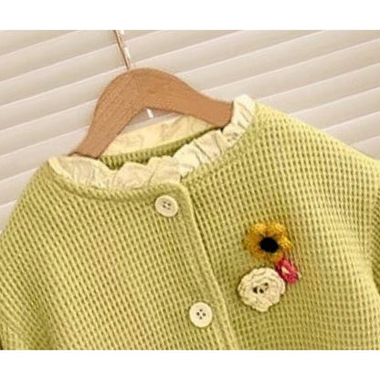 Fancy Balloon Sleeved Floral Girls Top, cotton, and great for spring weather